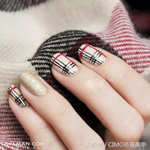 fY4d1b7017mdz1v7.jpg