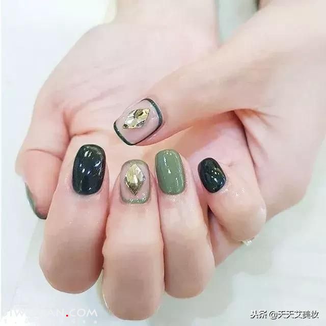 KUgoo65tO9CuMU5l.jpg