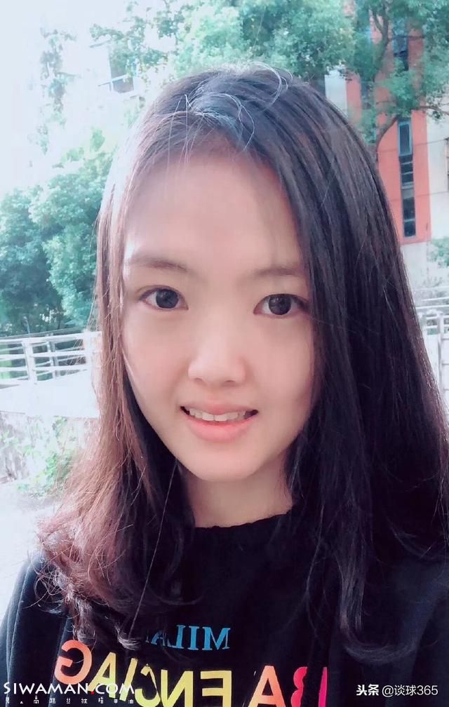 DD9Iml3GmbY5G93Y.jpg