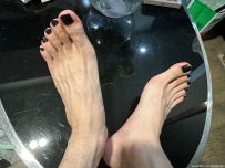 ��ϲ���ĺ�ɫָ��[5P]